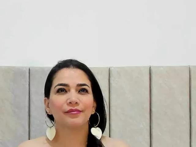 BabeLeidy on BongaCams 