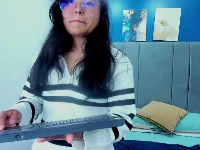 DollyWood- on BongaCams 