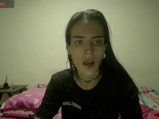 emmaherby1 on BongaCams 