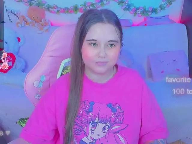 LittleKitsune on BongaCams 