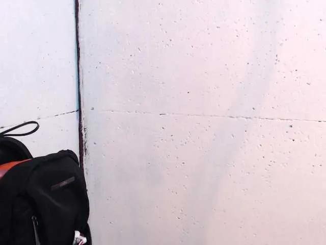 MarianRan — Me excita los juegos de roles, jugar rudo con papi, ser sumisa y obedecerte!!! 

I get off on role playing, playing rough with daddy, being submissive and obeying you.