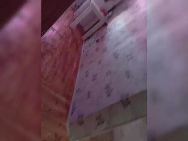 Niki233221 on BongaCams 