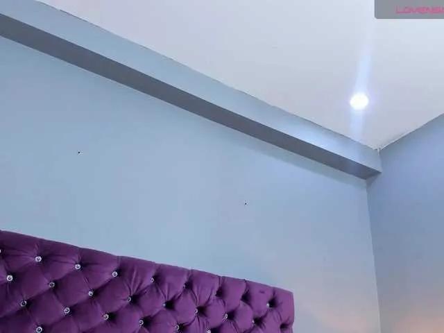 RedAngel1- — I get the dominant and romantic men, who know how to eat all my pussy and make me very fast