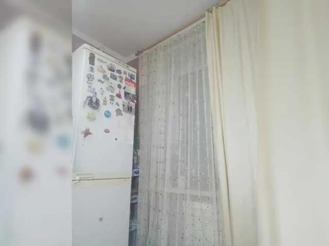 SurfinBird — hardworking men with skillful hands, long, beautiful fingers