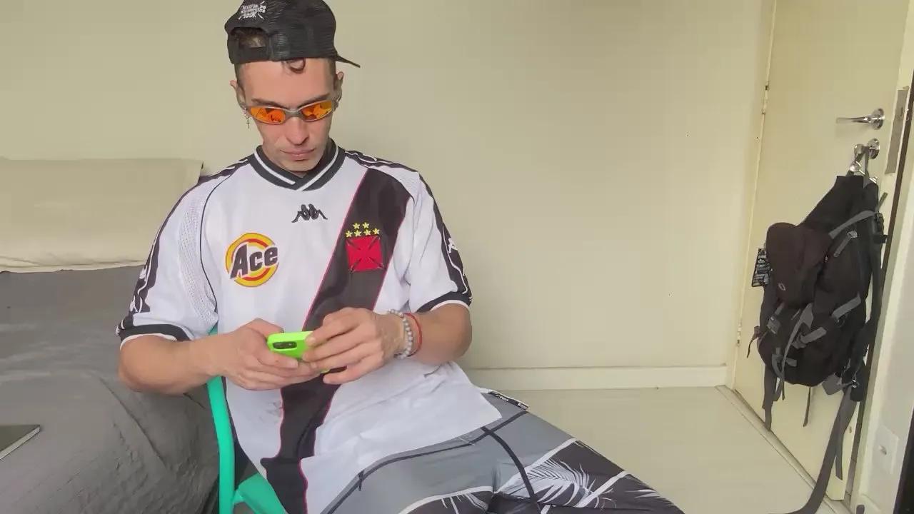 4sexBR —  #milk #smoke #armpits #masturbation #pee #feet #amateur