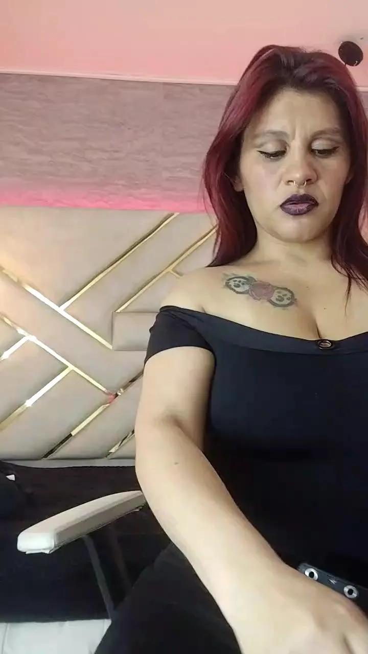 _TiffanyDoll_ —  #spanking #pussy #tetas #fetiche #ass #pvt #lovense