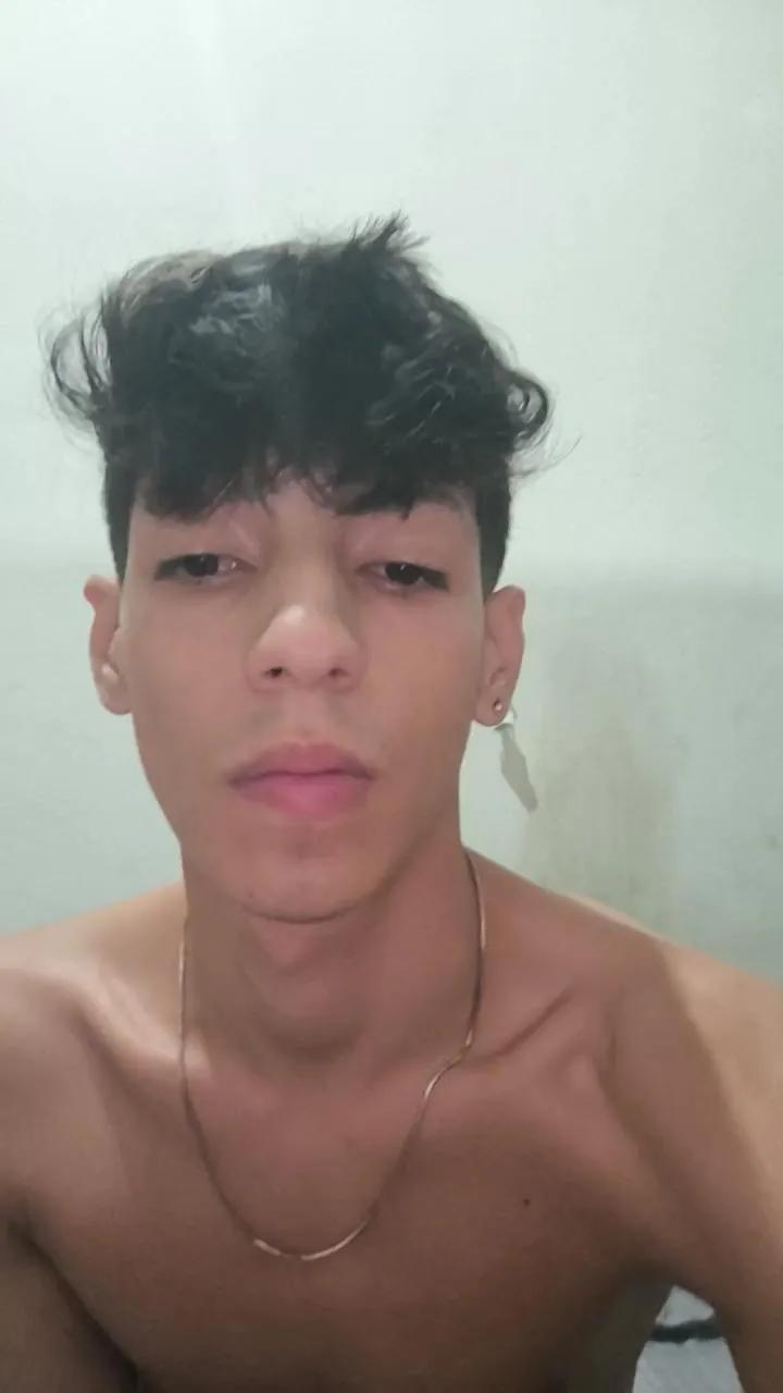 Angelbeth_02 — Freechat on Cam4