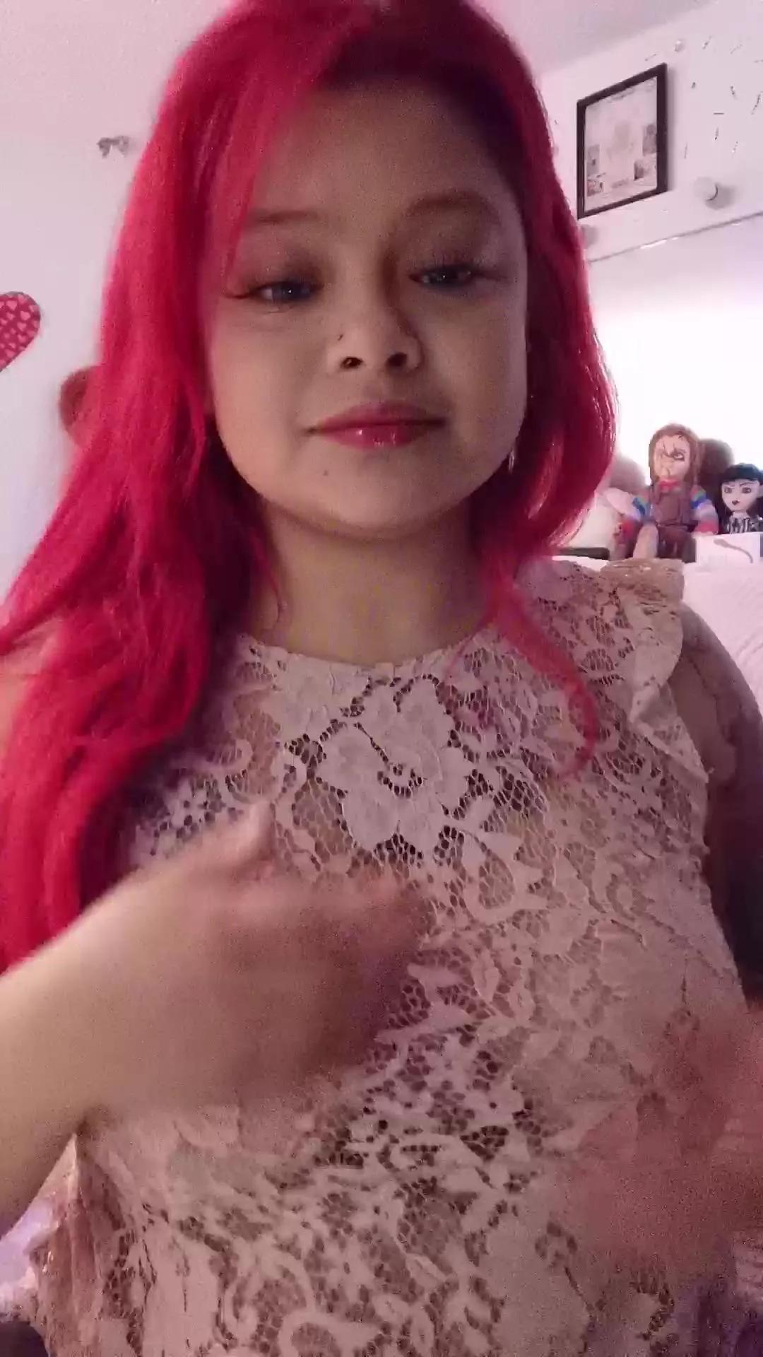 barbiee_doll on Cam4 