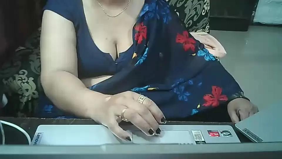 bbwmilf36 on Cam4 
