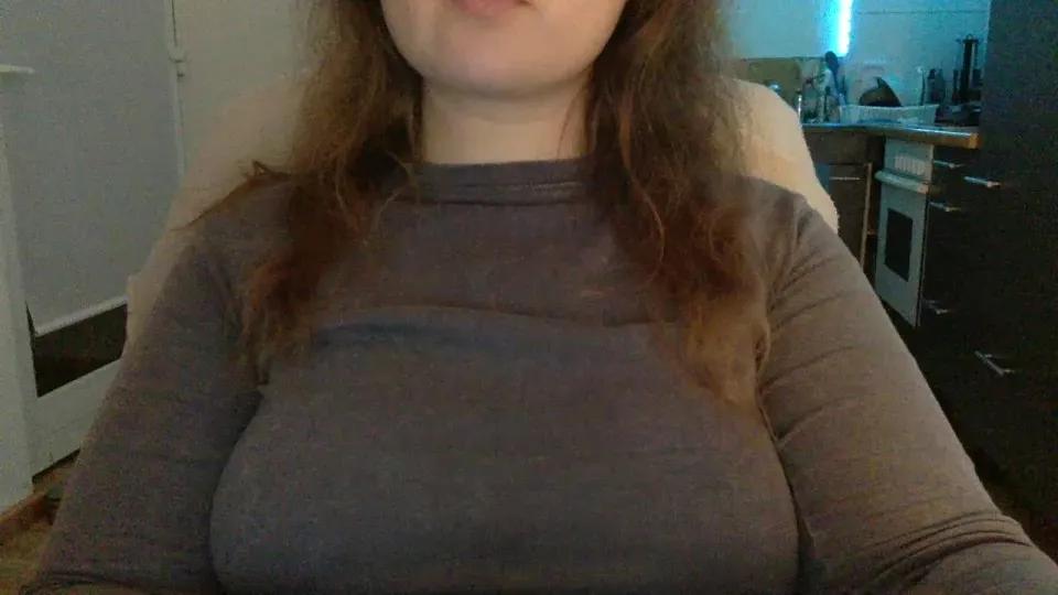 BusyGirl7 —  #feet #spanking #ass #pee #striptease #femdom #anal