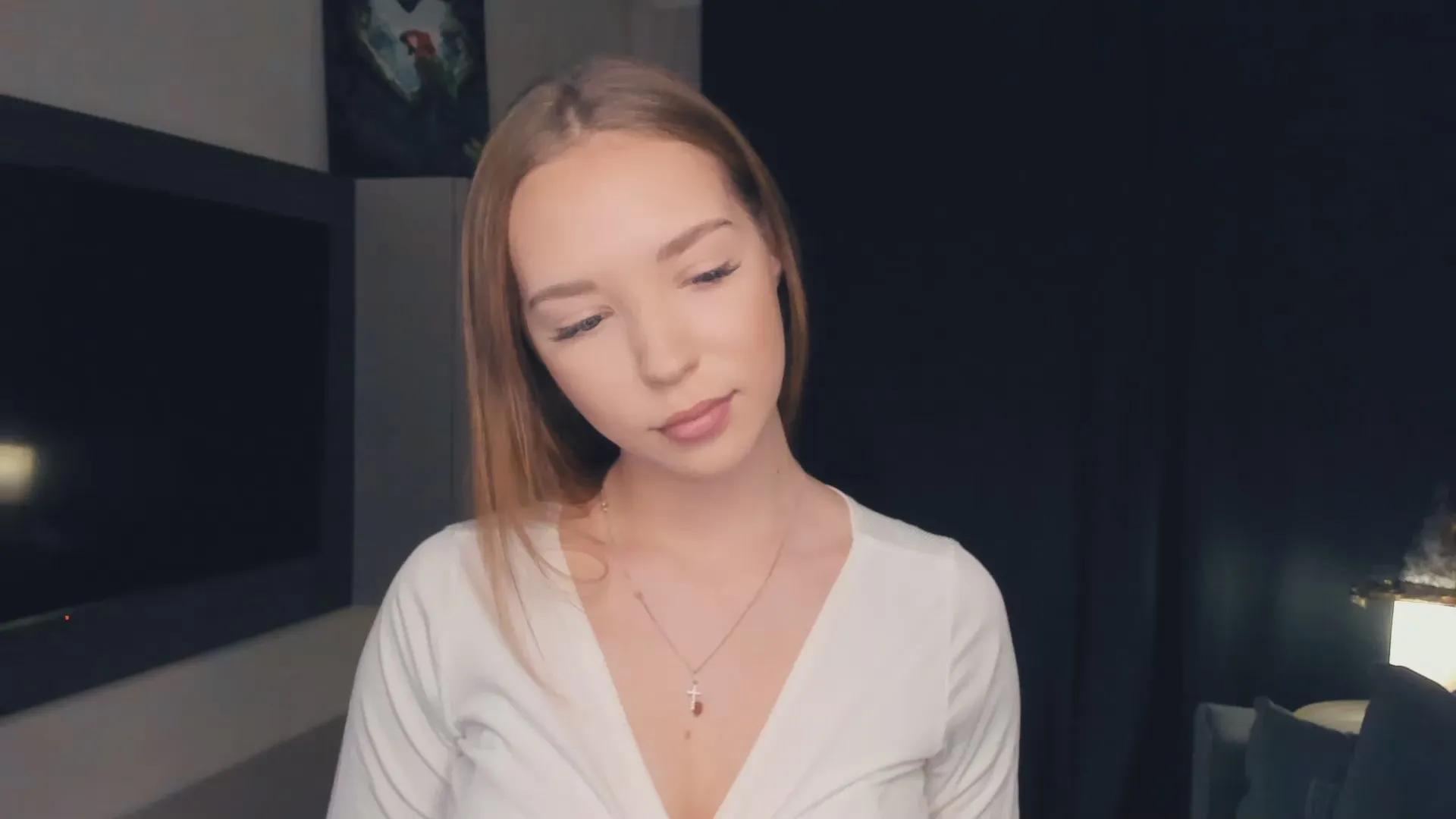 ChasityRewerts —  #armpits #schoolgirl #analtoys #fisting #striptease #blowjob #ass