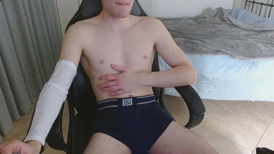 FitBoywow —  #cute #amateur #masturbation #bdsm #feet #anal #ass