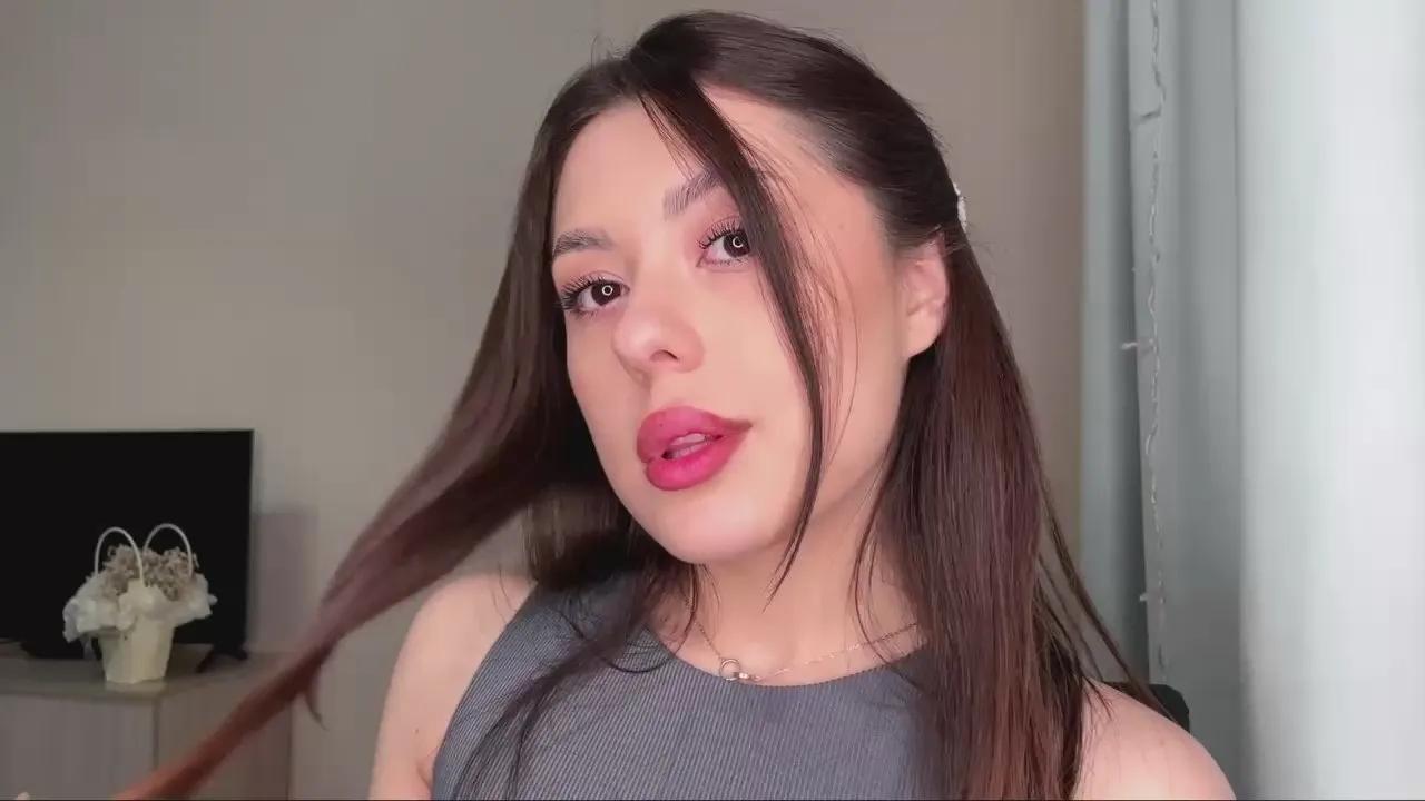 JenineWalczak —  #bdsm #threesome #femdom #gamer #pornstar #ass