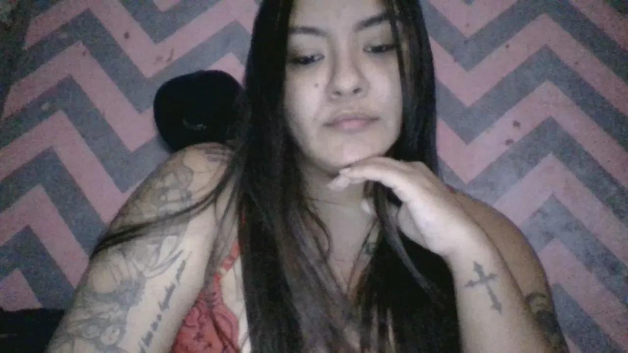 JennifersBodyy —  #bdsm #amateur #orgy #cute #threesome #femdom #lesbian