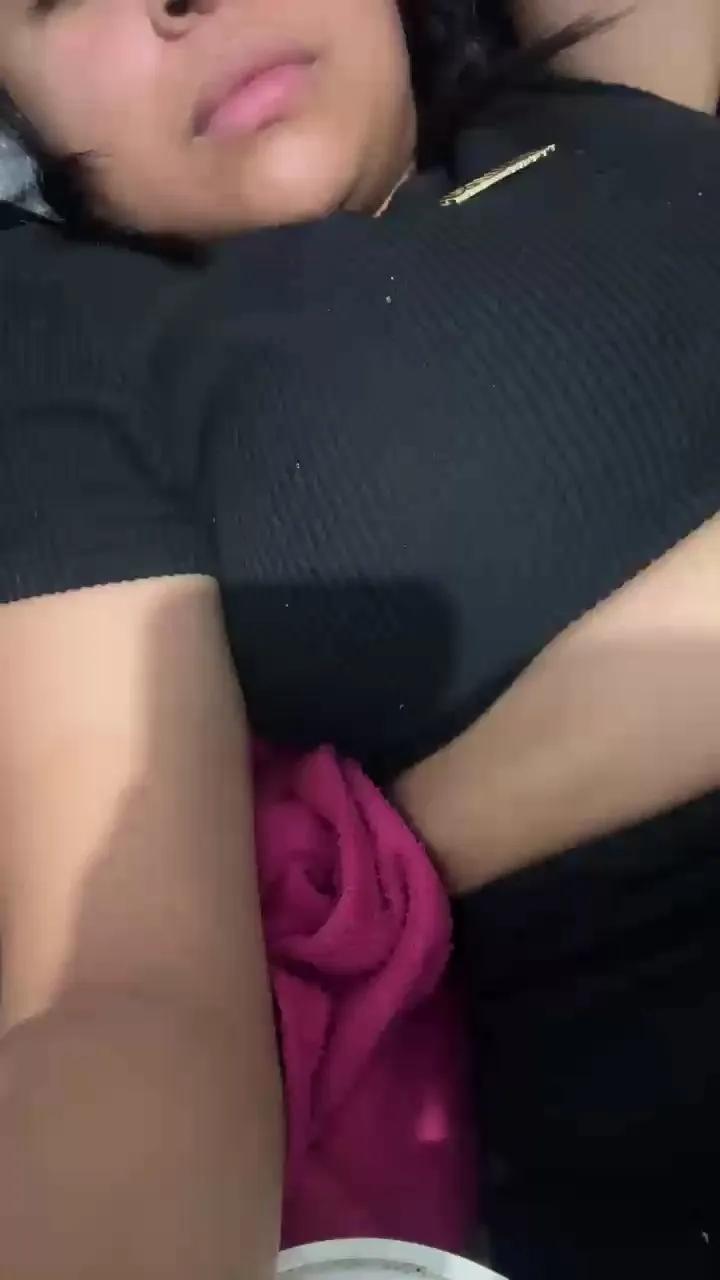 larissa350 — Freechat on Cam4