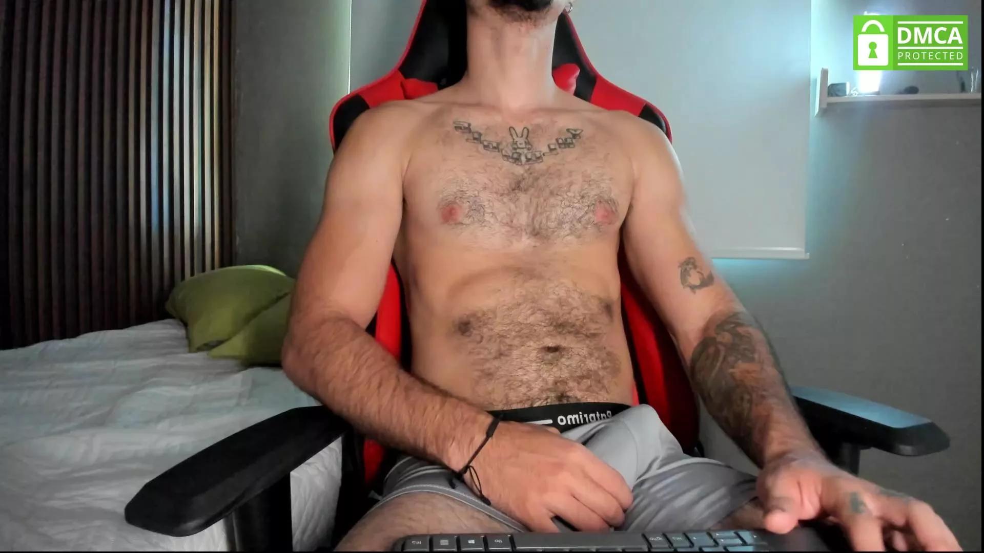 lil_faker on Cam4 
