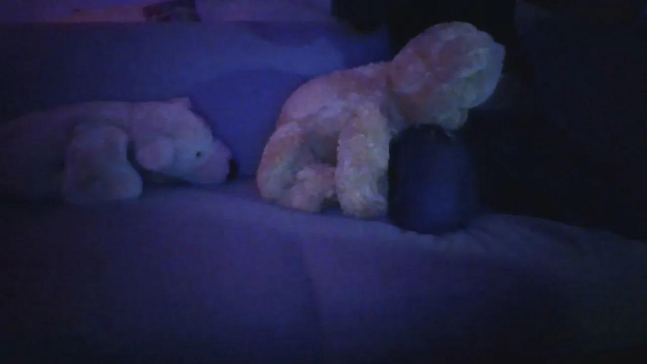 LiNi1984 — Freechat on Cam4