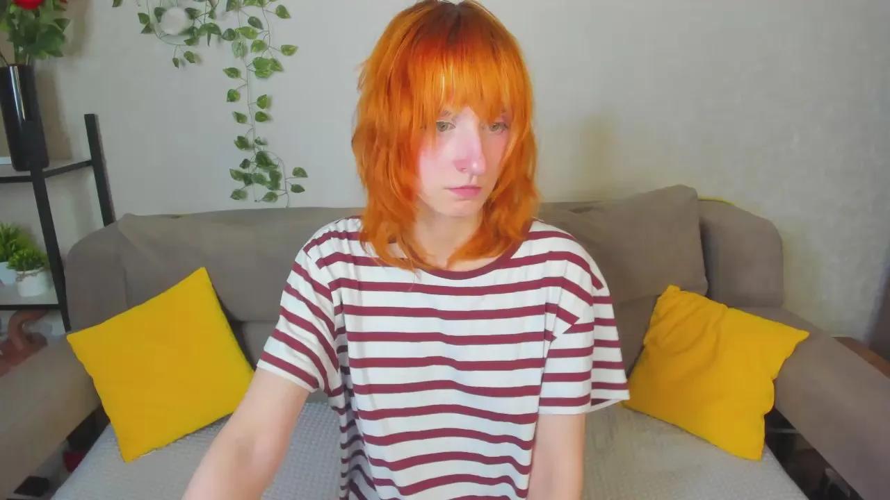 Little_Chips on Cam4 