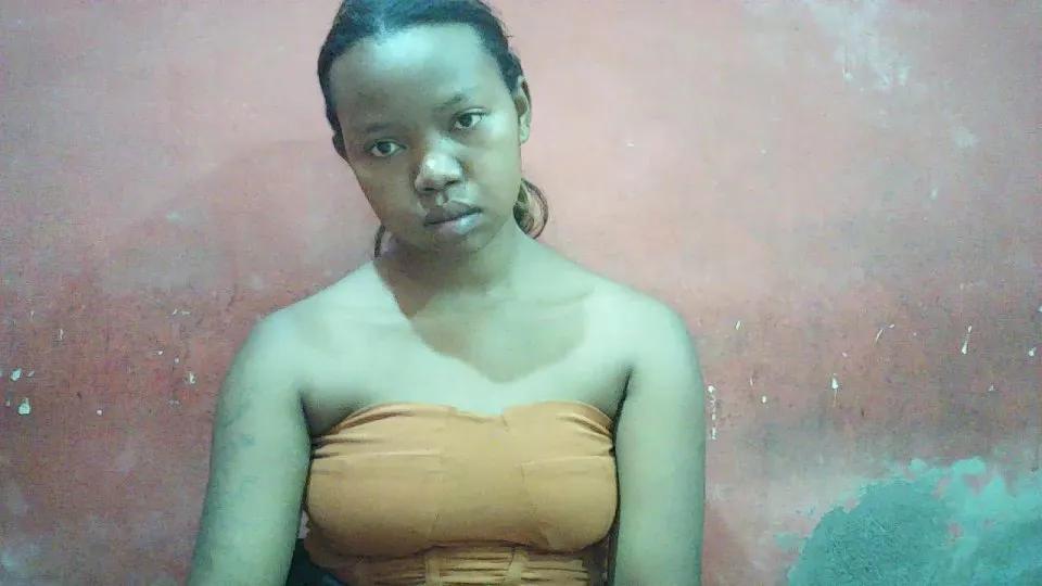 LovelyAngelah —  #squirt #ass #masturbation