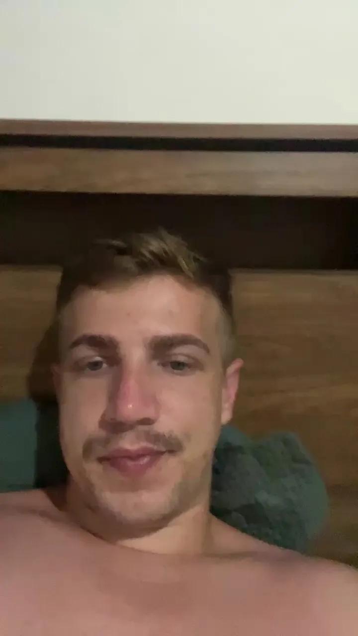 Mefil — Freechat on Cam4