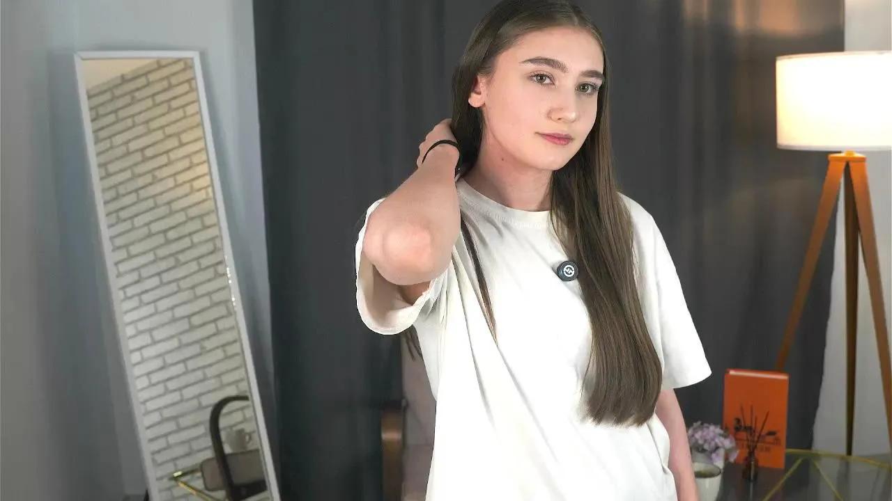 MilaPippitt —  #deepthroat #fisting #squirt #schoolgirl #masturbation #analtoys #anal