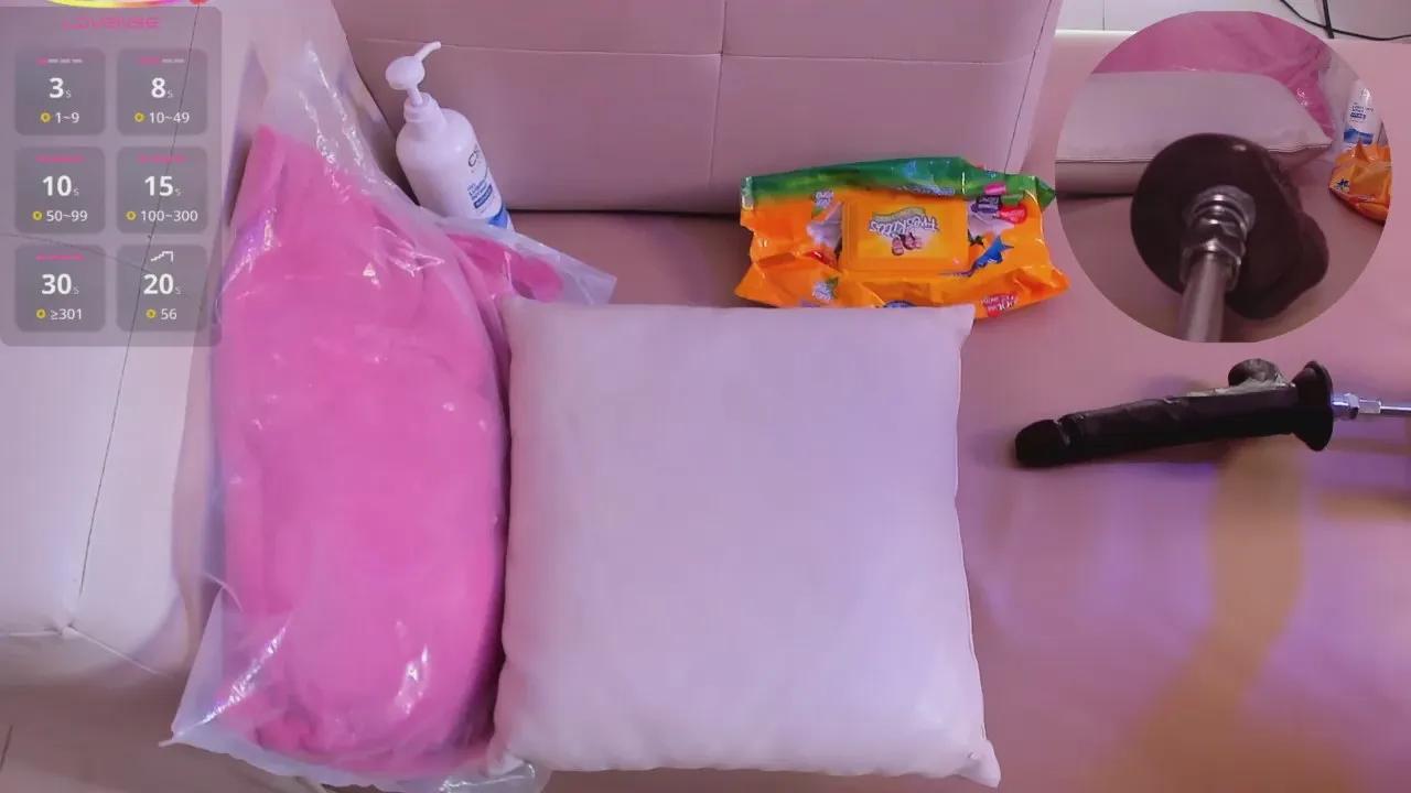 NinaCapelli_ on Cam4 