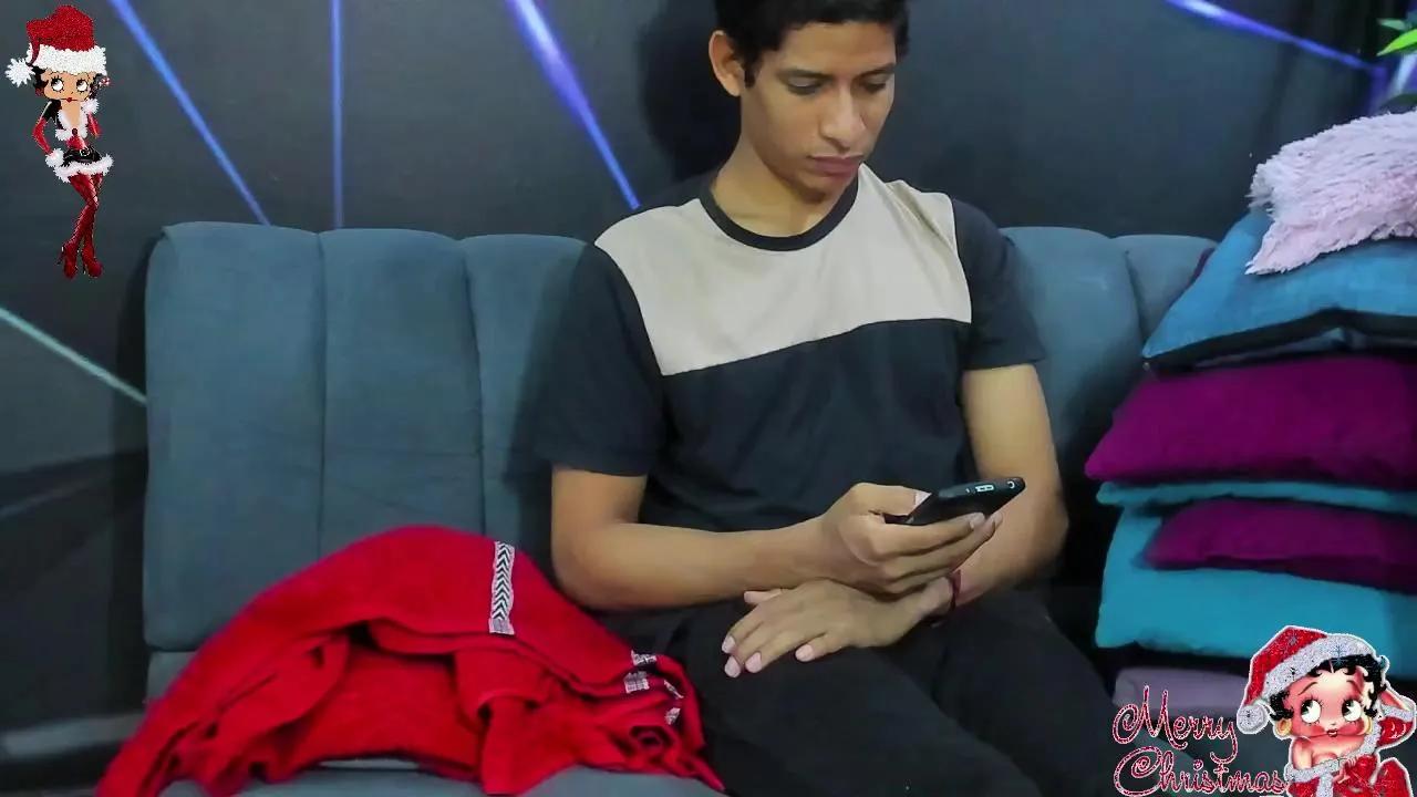 playsgirlhot — Freechat on Cam4