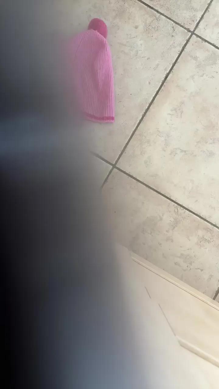 pralinettedu25 — Freechat on Cam4