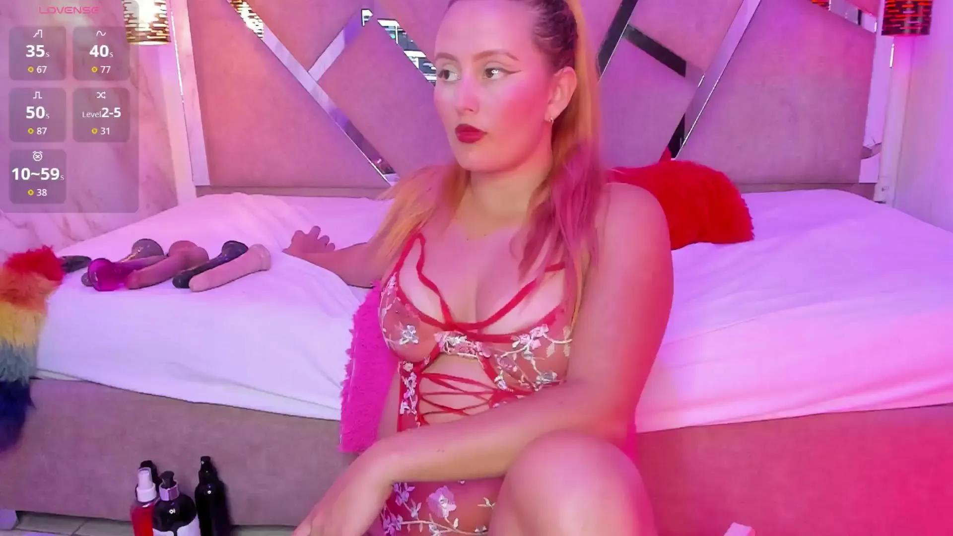 Renatta_ —  #deepthroat #armpits #anal #AssToMouth #C2C #squirt #analtoys