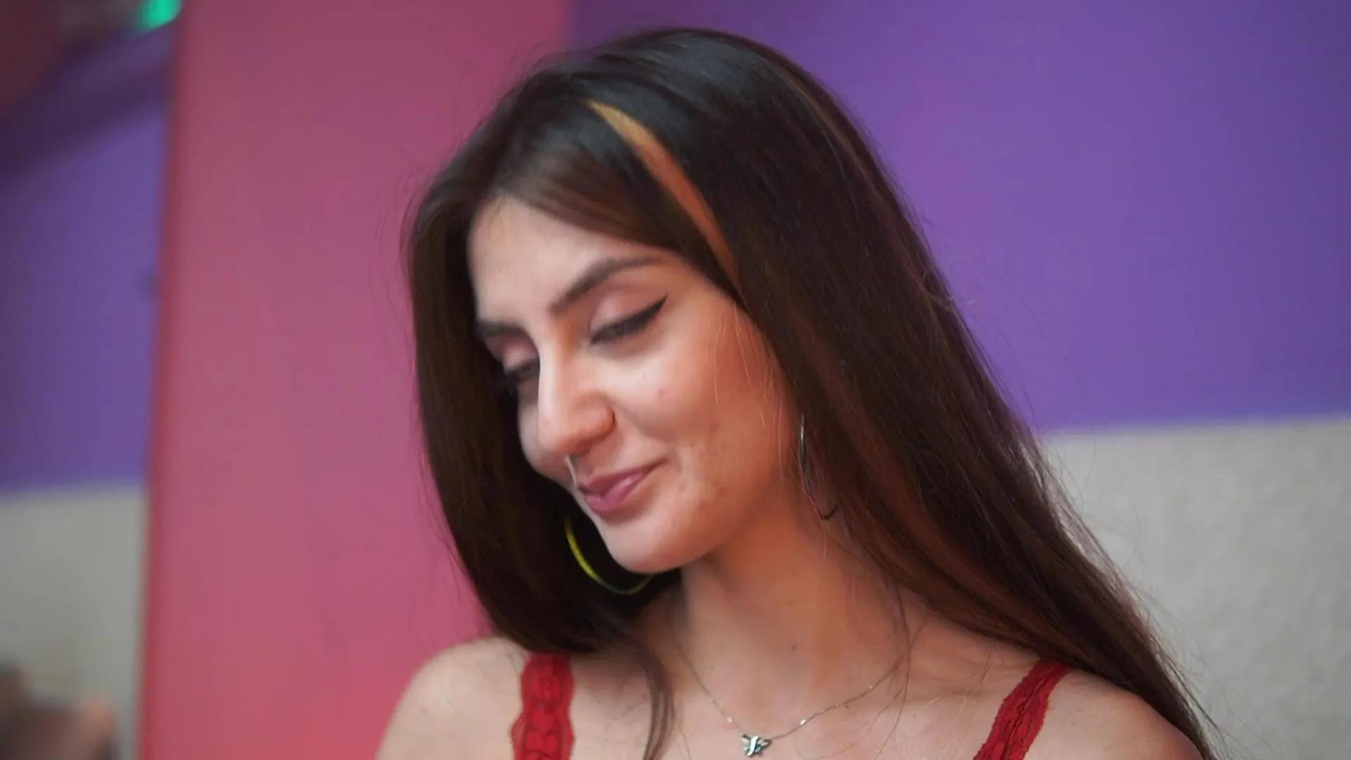 SabrinaHope —  #masturbation #C2C #smoke #pussy #blowjob #spanking #feet