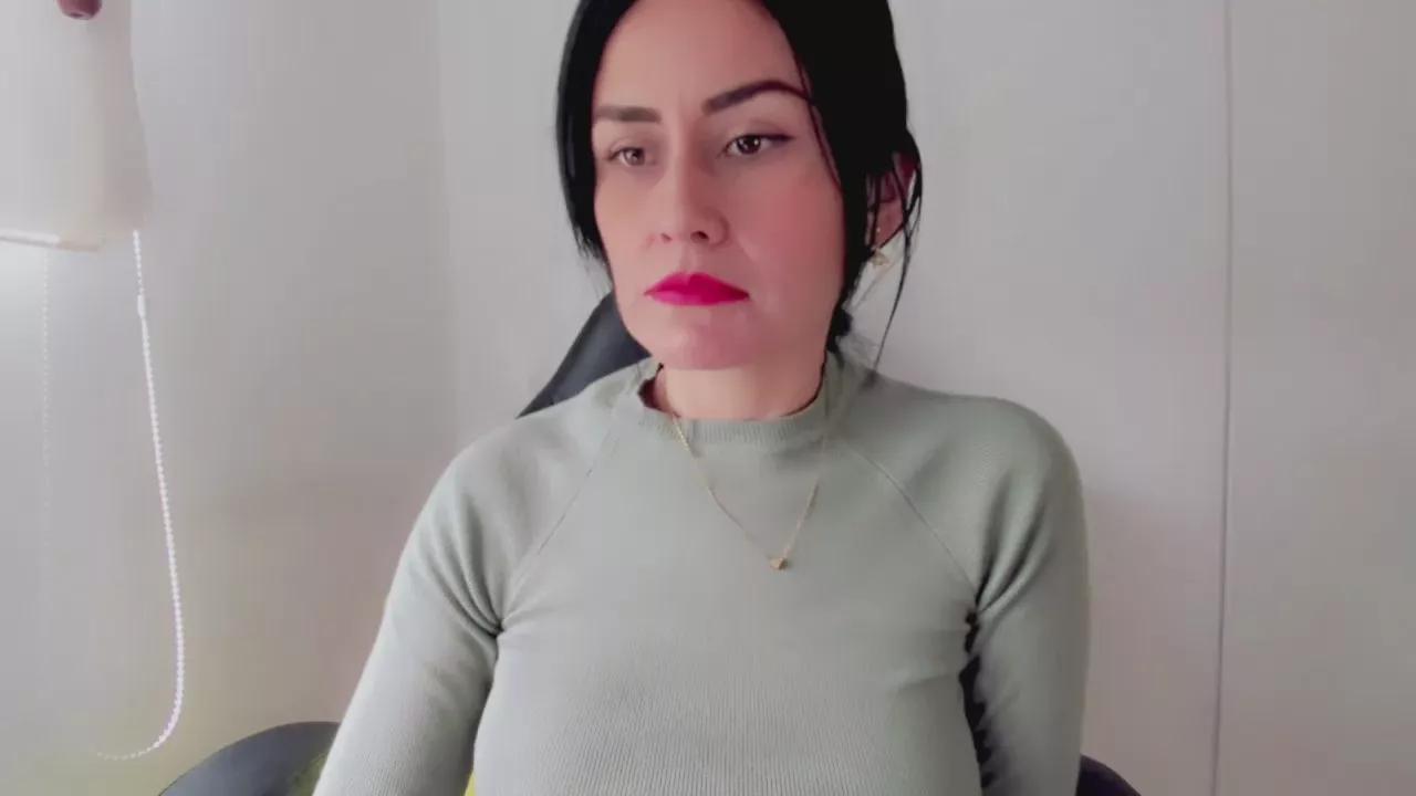 samantha_Laruso on Cam4 