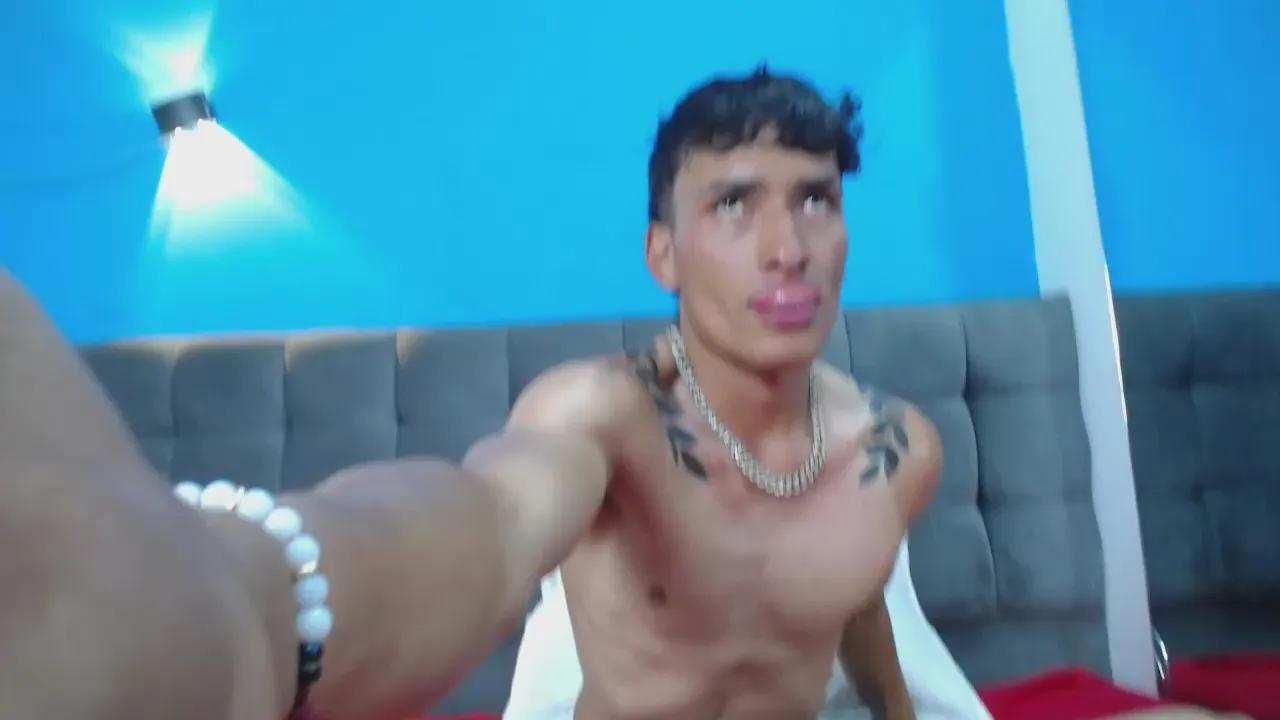 SavageLover_ on Cam4 