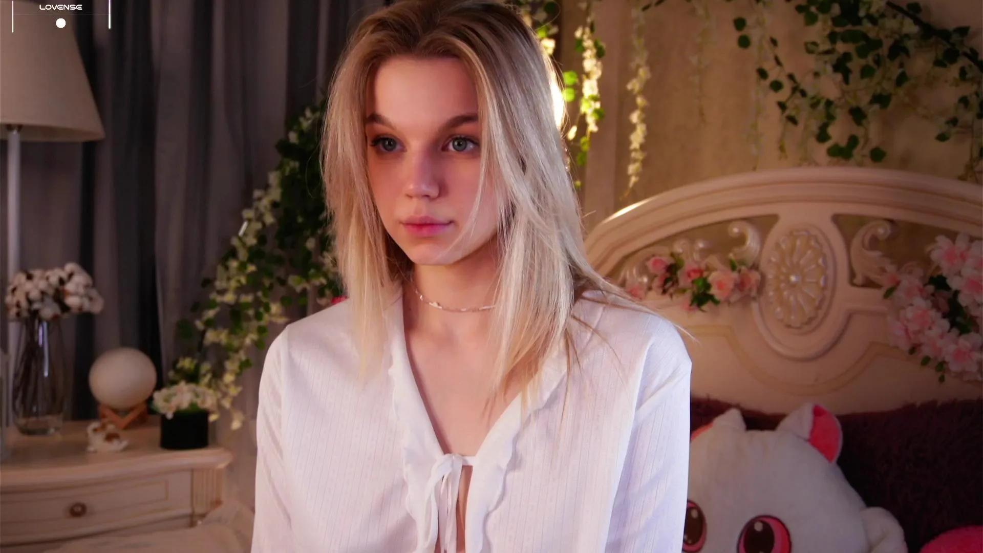 SilverAlliston — Freechat on Cam4