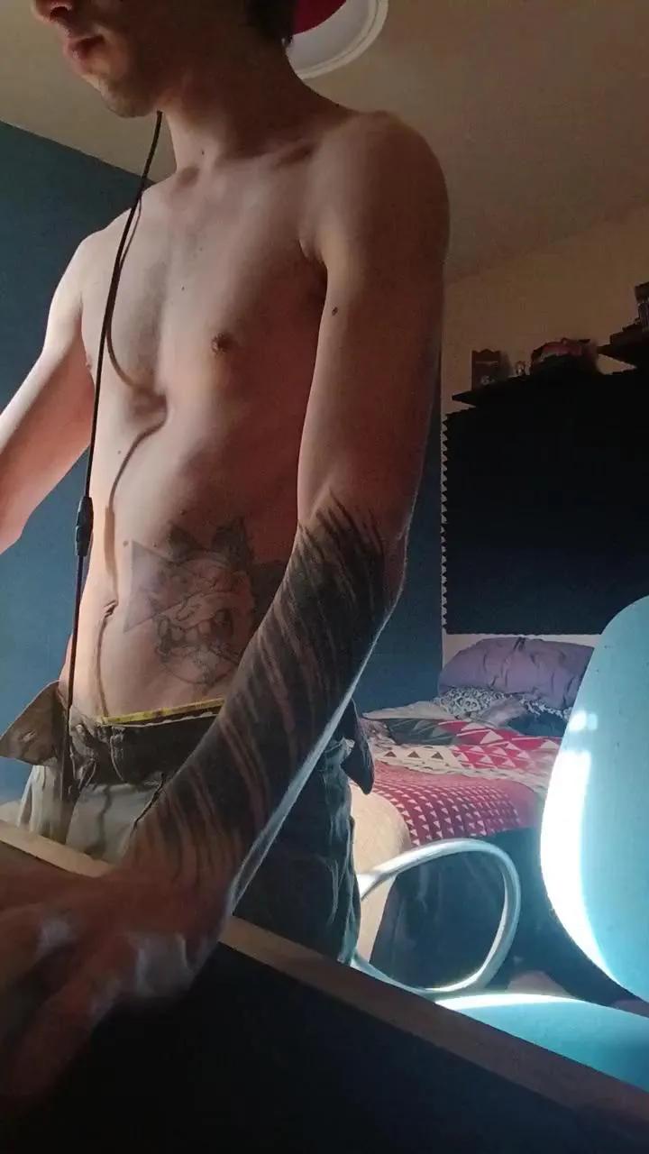 skinnywhitebull —  #Blonde #Private #feet #cum #smoke #C2C #masturbation