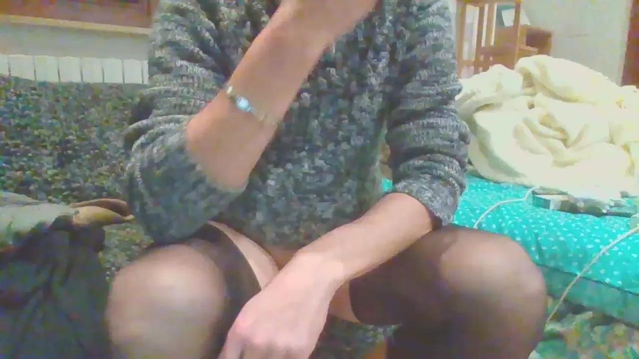 Sognonylon —  #amateur #feet #nylon #sborra