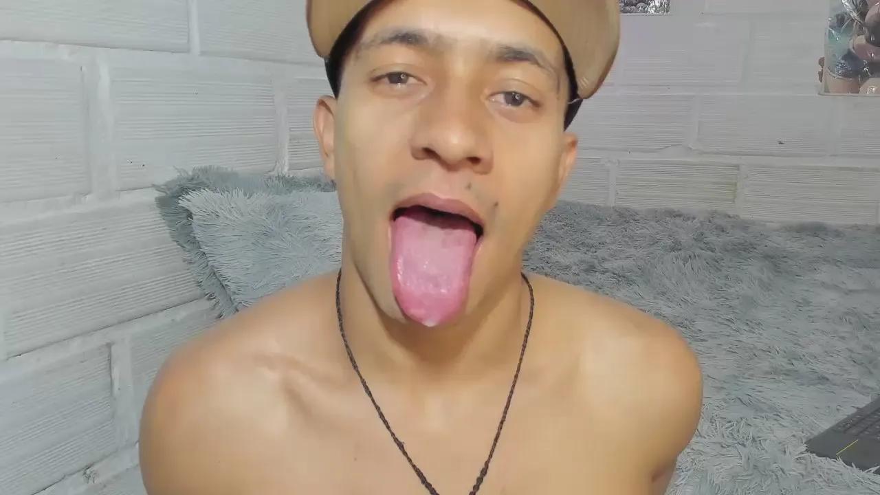 Toji_zenin97 —  #feet #anal #cum #striptease #milk #masturbation #armpits