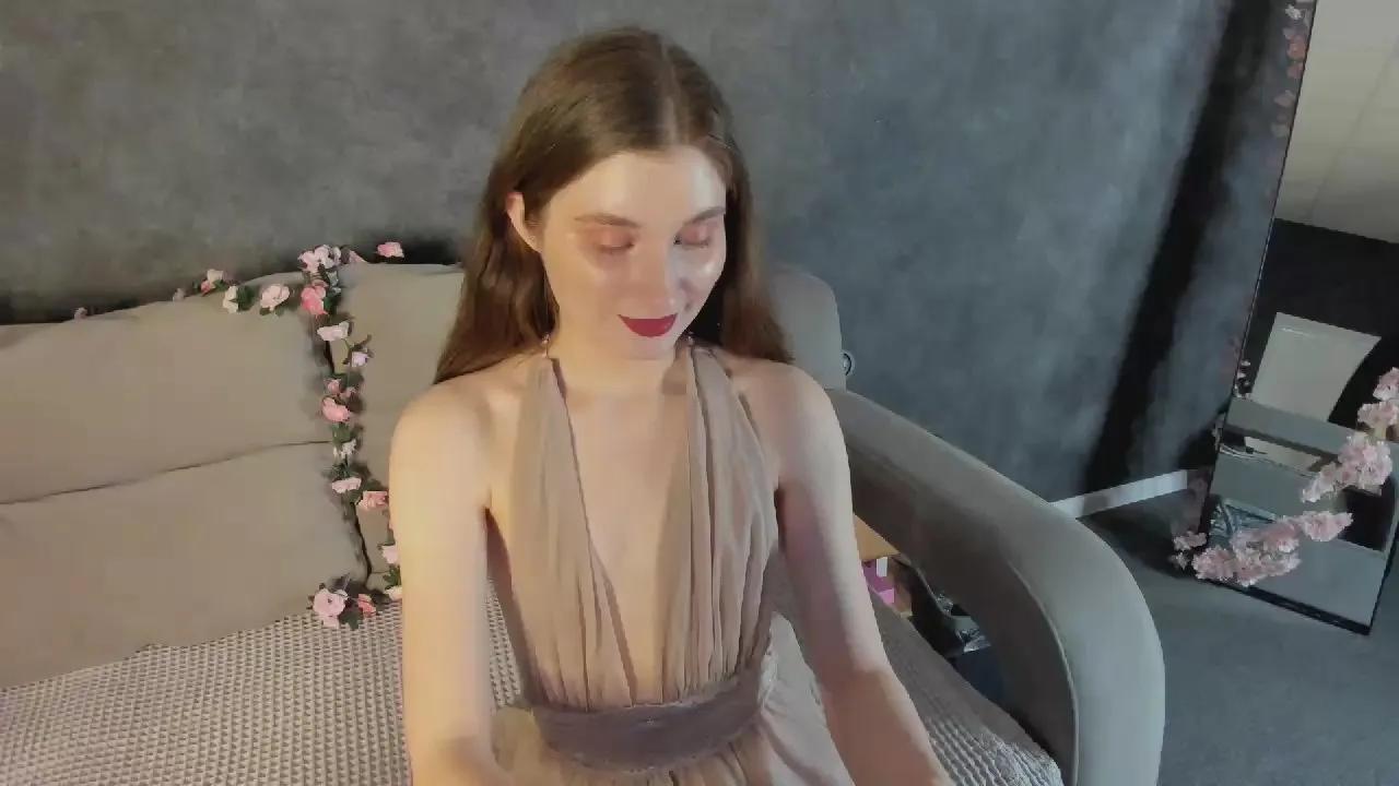 Vanessa_Vibe —  #schoolgirl #armpits #C2C #bdsm #feet #ass #striptease