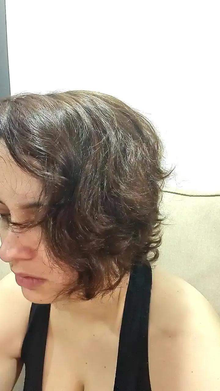 Yve_Zveel — Freechat on Cam4