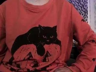 adeelinee on CamSoda 