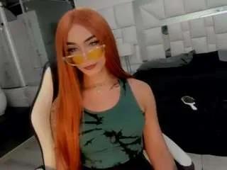 adharaamoon on CamSoda 