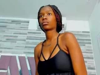 alana-roos on CamSoda 