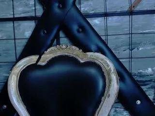 alana-roth on CamSoda 