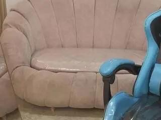 aleja05-b — naked + show pussy [100 tokens remaining]