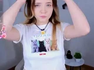 alyshahermenau — do you want to see the color of my panties? [66 tokens remaining]