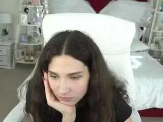 babyflowers on CamSoda 