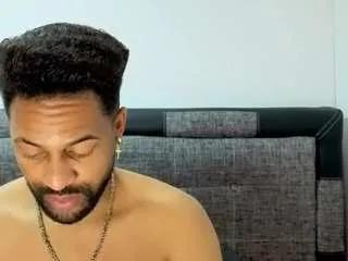 bbcblackhot33 on CamSoda 