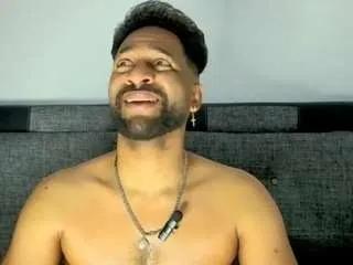 bbcblackhot33 on CamSoda 