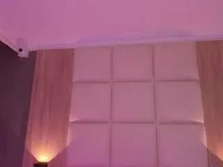 bella1207 on CamSoda 