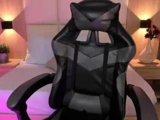 bella1207 on CamSoda 