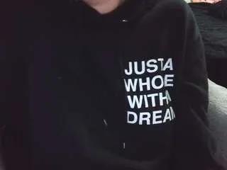 cammslut4u on CamSoda 